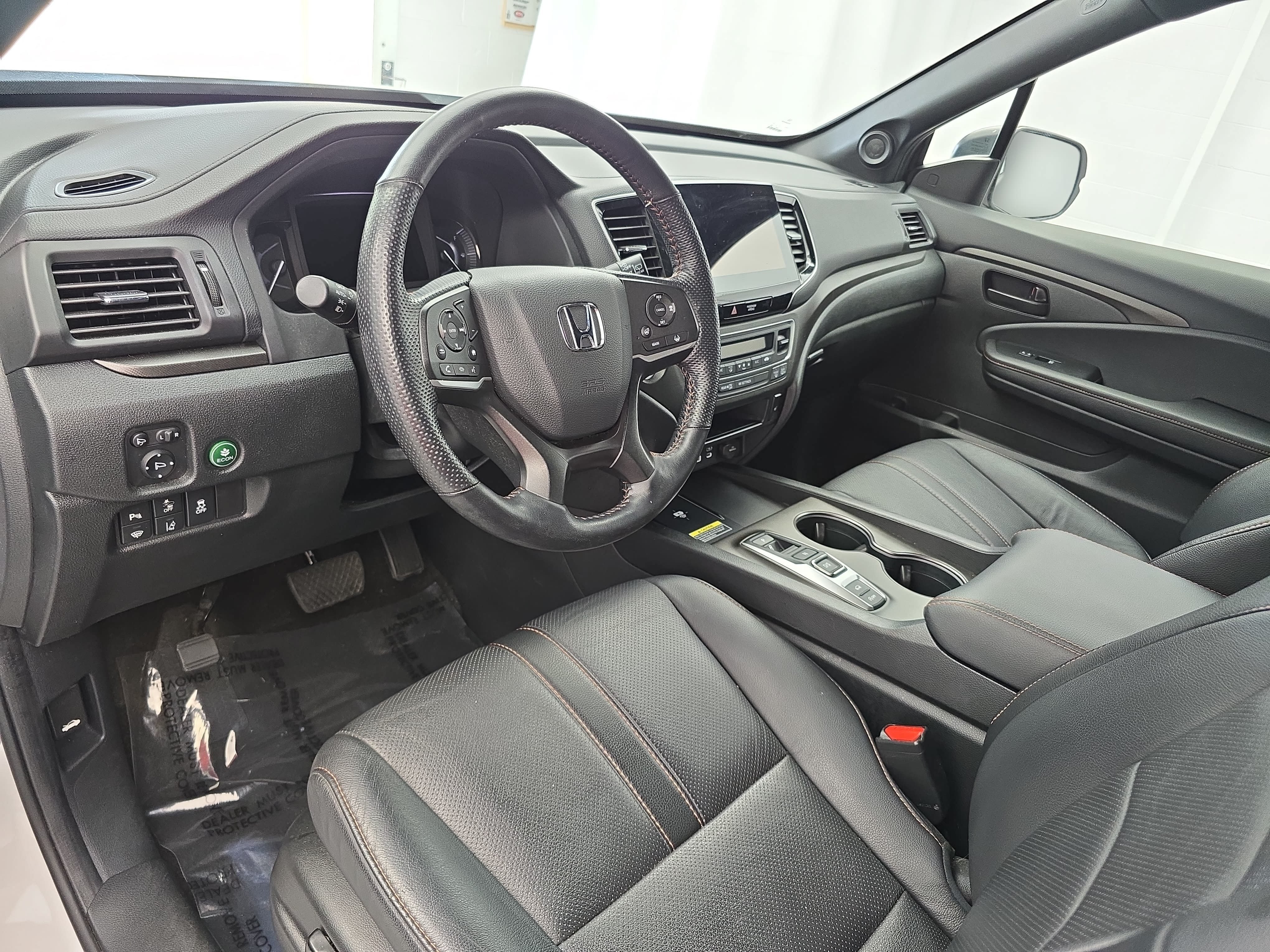 Certified 2024 Honda Passport TrailSport image 16