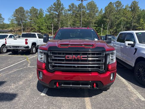 Used 2022 GMC Sierra 2500 AT4 w/ AT4 Premium Plus Package AWD/4WD image 2