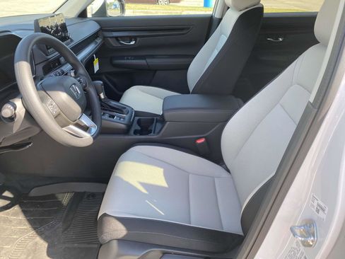 New 2025 Honda CR-V LX image 3
