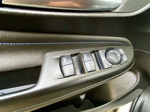Used 2025 Buick Envista Sport Touring FWD image 41