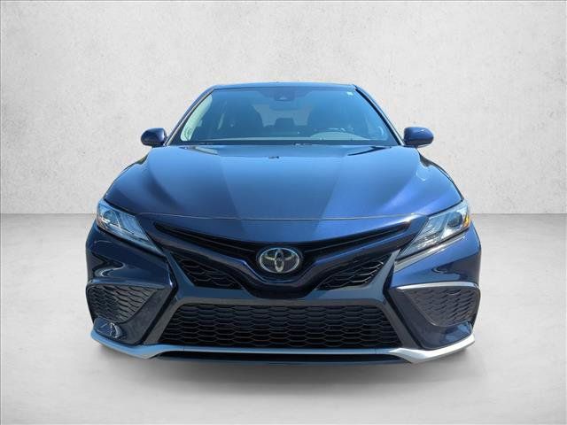 Used 2021 Toyota Camry XSE FWD image 2