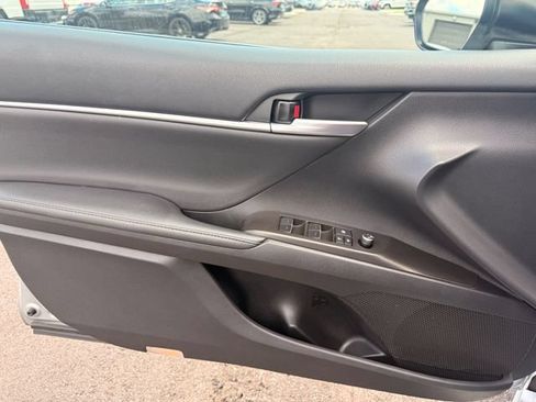 Used 2024 Toyota Camry XSE FWD image 4