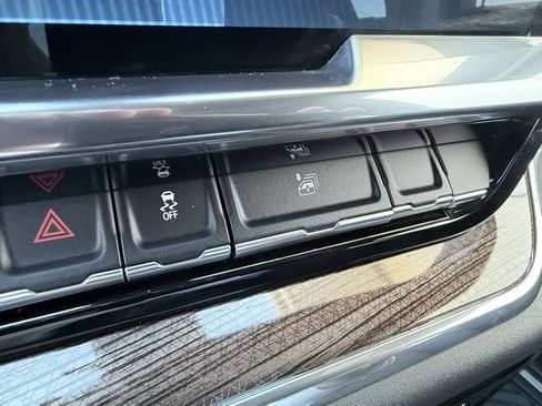 Certified 2023 Chevrolet Silverado 1500 LT image 42