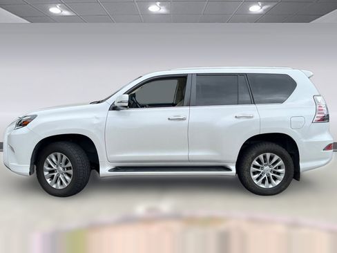 Used 2021 Lexus GX 460 Premium w/ Premium Package AWD/4WD image 2