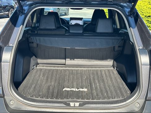 Used 2024 Toyota RAV4 XLE Premium FWD image 18