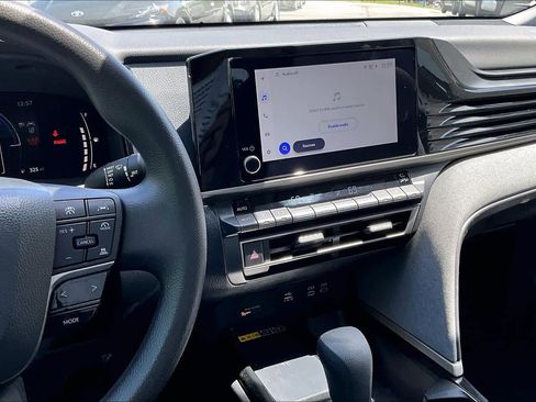Certified 2025 Toyota Camry LE FWD image 7