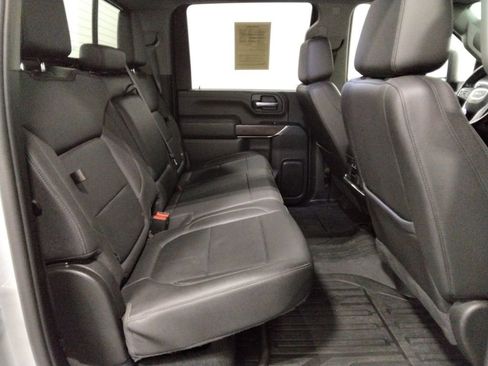 Used 2022 GMC Sierra 2500 SLT w/ SLT Convenience Package image 39