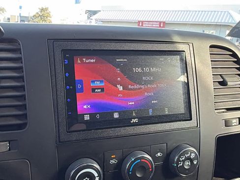 Used 2014 Chevrolet Silverado 2500 LT image 15