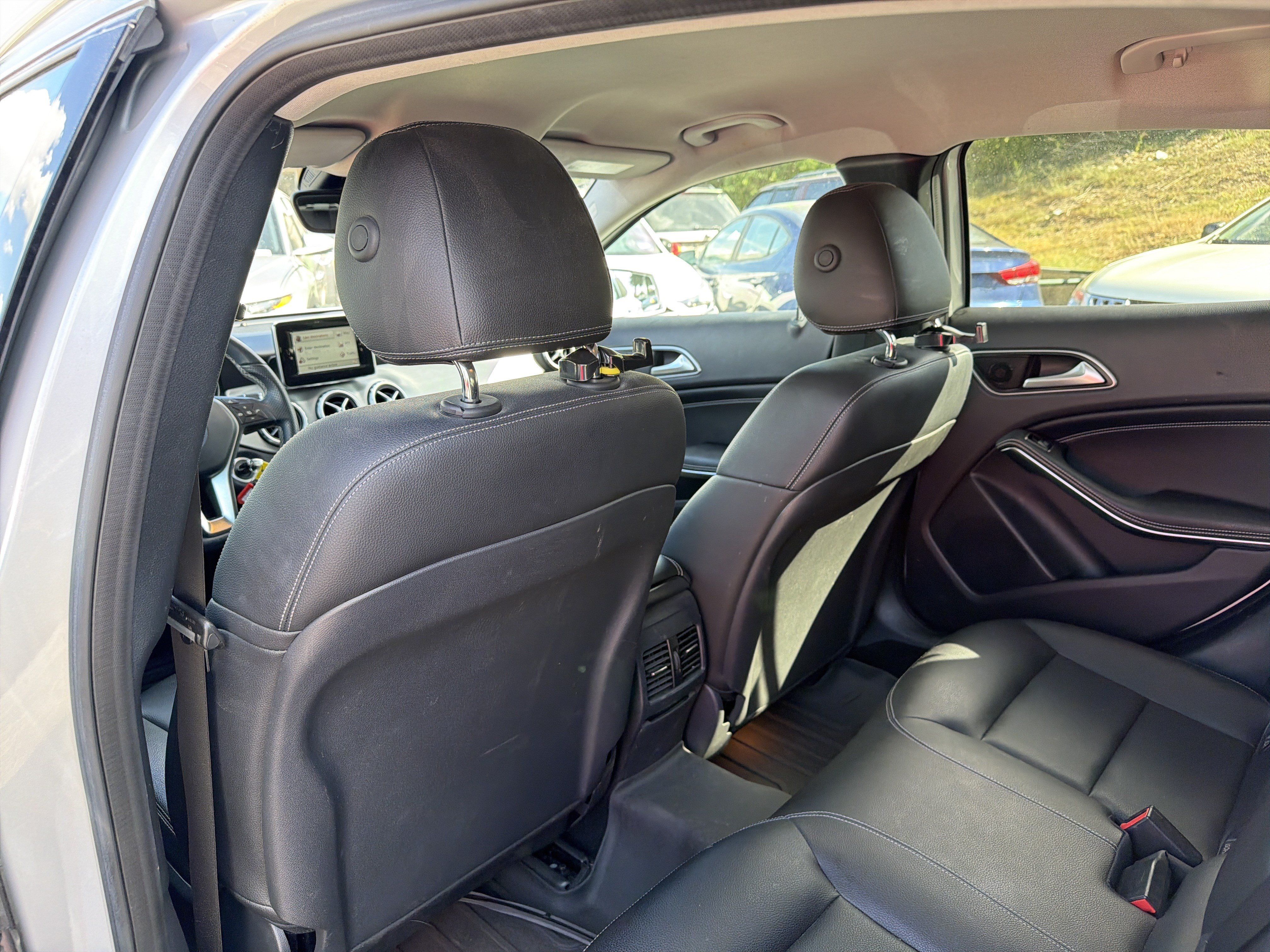 Used 2015 Mercedes-Benz GLA 250 4MATIC image 26