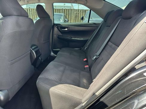 Used 2017 Toyota Camry LE FWD image 23