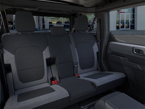 New 2025 Ford Bronco 4-Door image 11