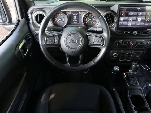 Used 2019 Jeep Wrangler Unlimited Sport S AWD/4WD image 28