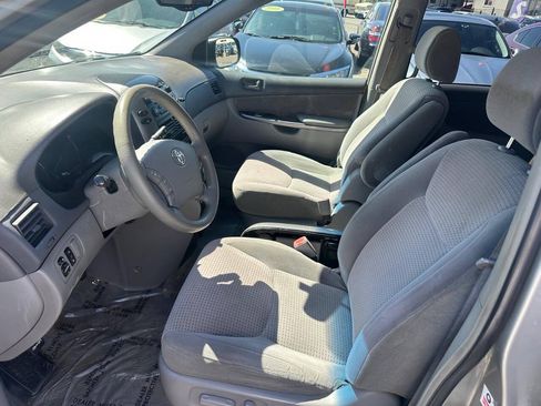 Used 2006 Toyota Sienna LE FWD image 13