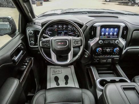 Used 2021 GMC Sierra 1500 SLT image 25