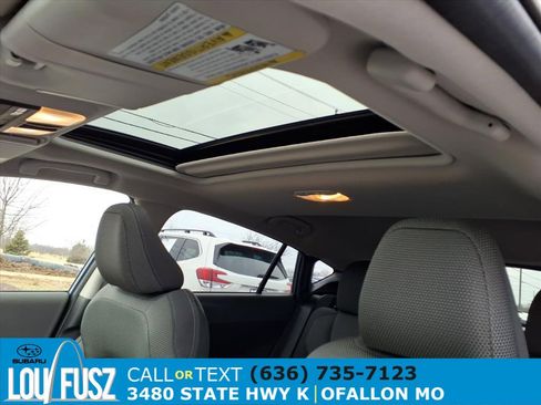 Used 2024 Subaru Crosstrek 2.0i Premium image 25