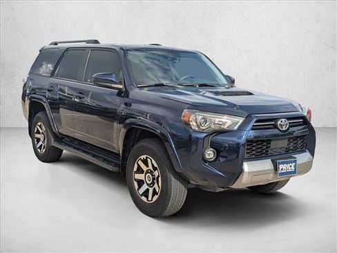 Used 2024 Toyota 4Runner TRD Off-Road AWD/4WD image 3