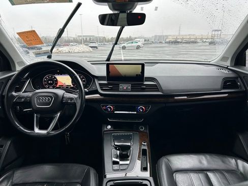 Used 2018 Audi Q5 2.0T Premium Plus w/ Premium Plus Package image 19