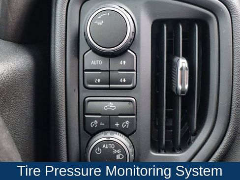 Used 2025 Chevrolet Silverado 1500 Custom Trail Boss image 23