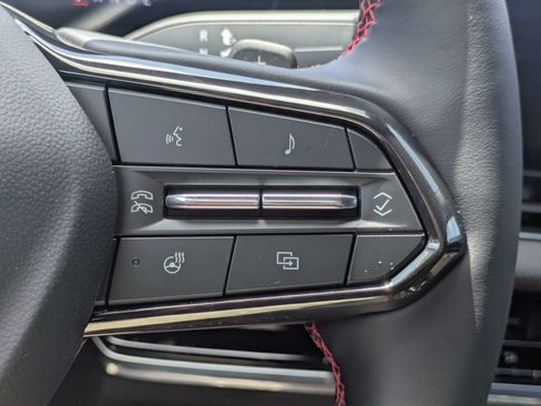 New 2026 Chevrolet Equinox RS w/ Convenience Package III FWD image 17