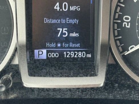 Used 2021 Toyota Tacoma SR5 w/ Trail Edition image 27