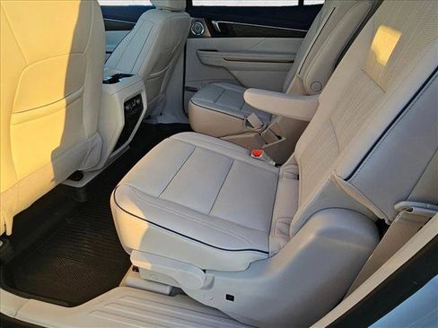 New 2026 Buick Enclave Avenir w/ Super Cruise Package image 14