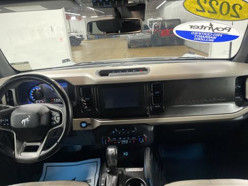 Used 2022 Ford Bronco Wildtrak image 23