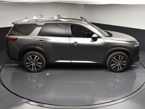 Used 2023 Nissan Pathfinder Platinum AWD/4WD image 46