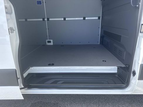 New 2025 Mercedes-Benz Sprinter 2500 image 4