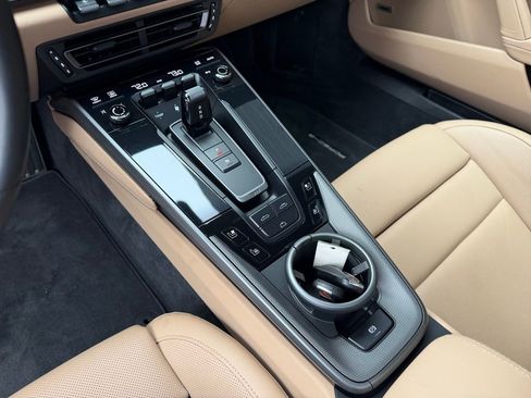 Certified 2022 Porsche 911 Carrera 4S image 23