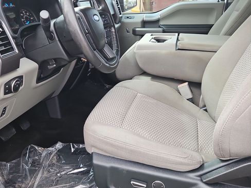 Used 2017 Ford F150 XLT w/ Equipment Group 301A Mid RWD image 20