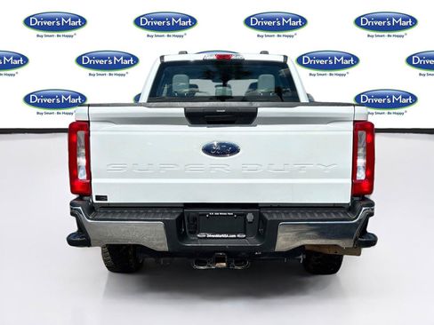 Used 2023 Ford F250 XL w/ FX4 Off-Road Package AWD/4WD image 6