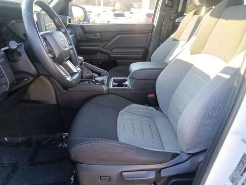 Used 2025 Toyota 4Runner TRD Off-Road image 14