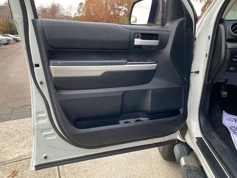 Used 2015 Toyota Tundra SR5 image 26