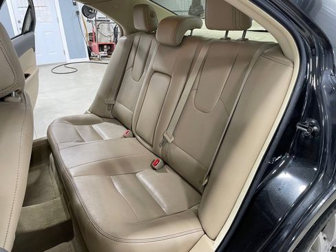Used 2012 Ford Fusion SEL image 16