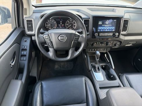 Used 2024 Nissan Frontier SL w/ Technology Package image 22
