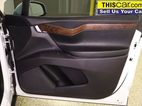 Used 2018 Tesla Model X 75D image 38