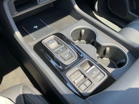 Used 2023 Honda Pilot Touring image 19