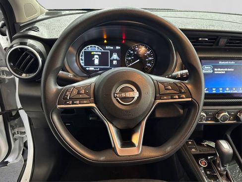 Used 2024 Nissan Kicks SV image 23