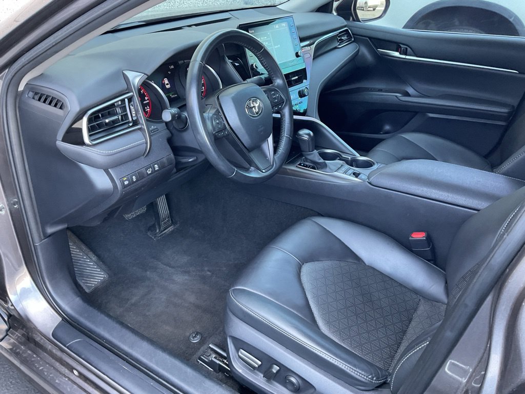 Used 2023 Toyota Camry XSE FWD image 10