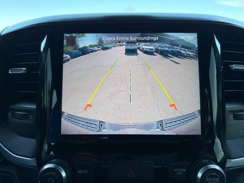 Used 2022 RAM 1500 Big Horn w/ Trailer Tow Group (B) AWD/4WD image 13