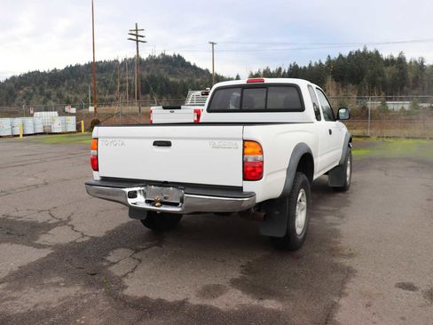 Used 2003 Toyota Tacoma PreRunner image 5