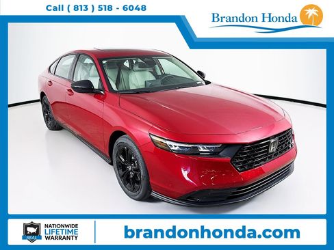 New 2025 Honda Accord SE image 1
