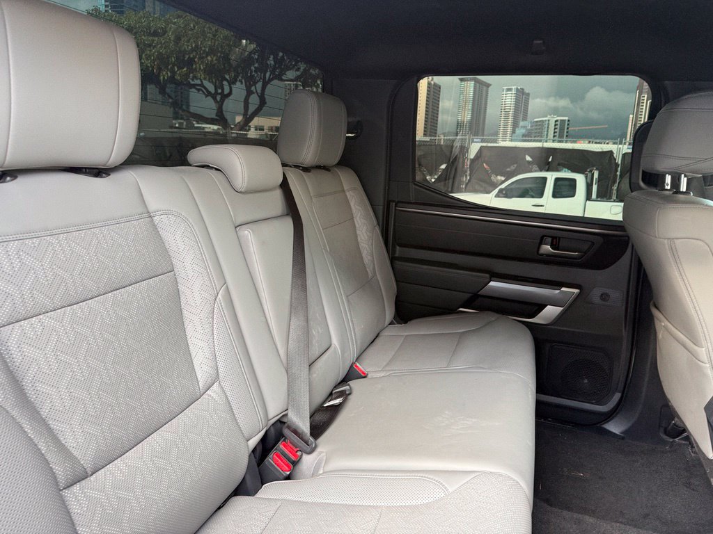 Used 2025 Toyota Tundra SR5 w/ SR5 Premium Package AWD/4WD image 14