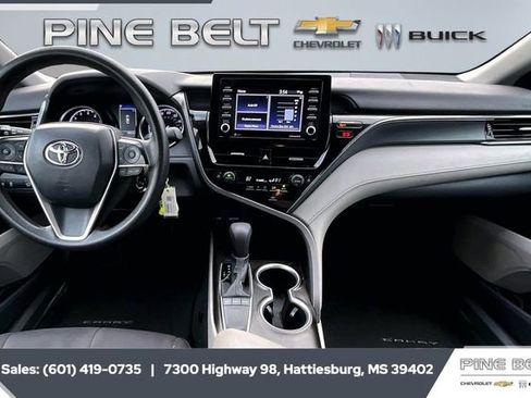 Used 2023 Toyota Camry LE image 13