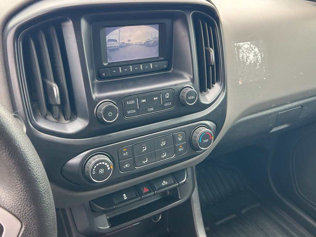 Used 2015 Chevrolet Colorado W/T w/ WT Convenience Package RWD image 18