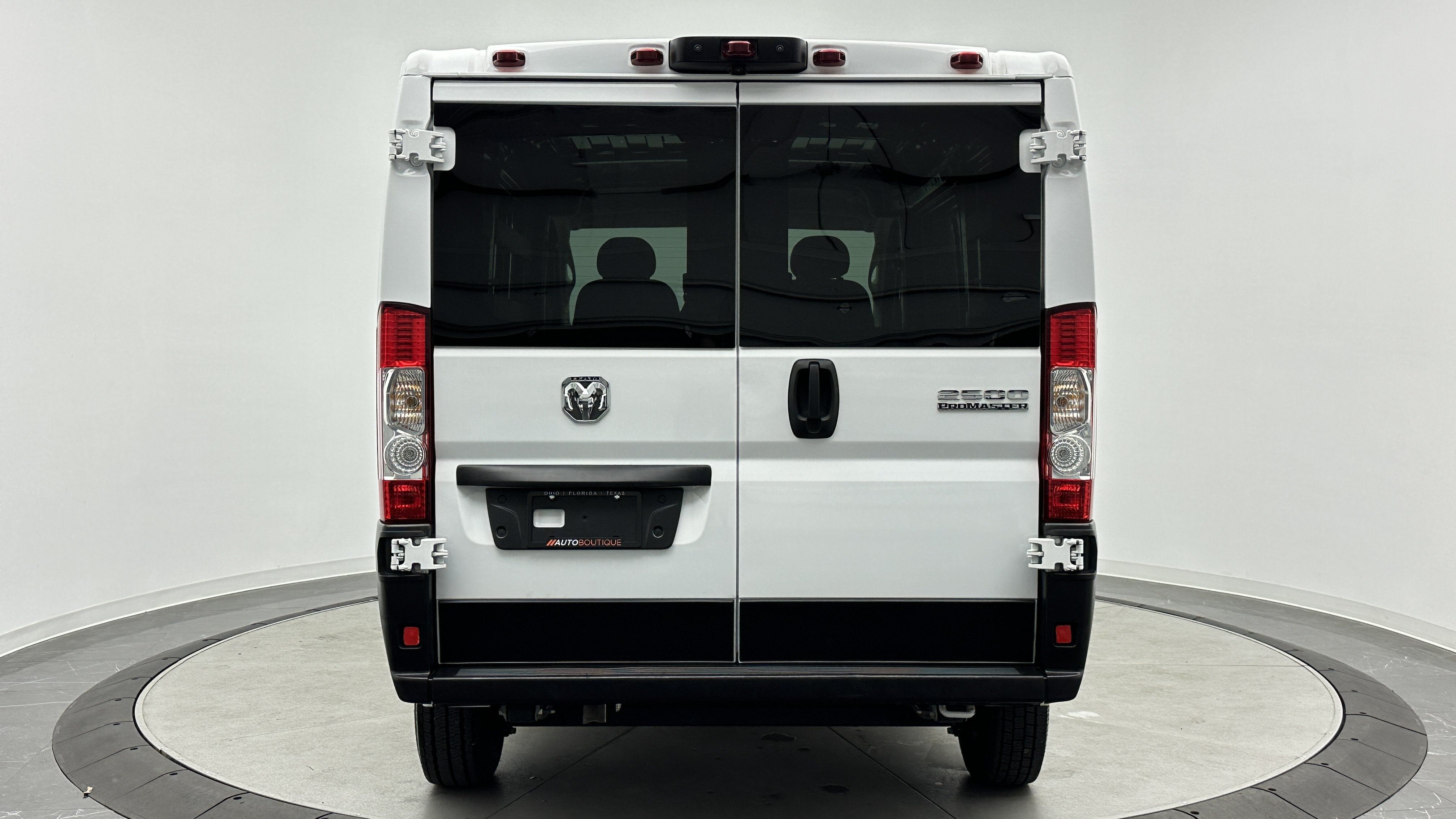 Used 2025 RAM ProMaster 2500 w/ U-Haul Equipment Group FWD image 4