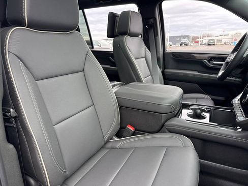 New 2026 GMC Yukon XL Elevation w/ Elevation Premium Package image 42