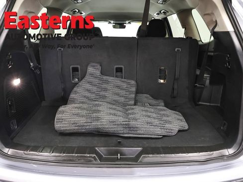 Used 2025 Subaru Ascent Premium AWD/4WD image 9