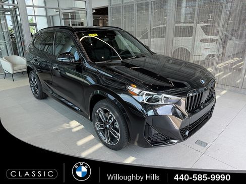 New 2027 BMW X1 xDrive28i AWD/4WD image 1