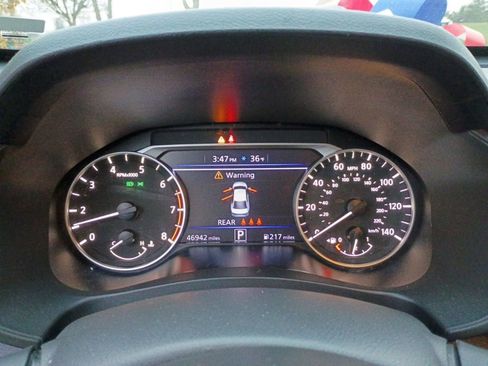 Used 2024 Nissan Altima 2.5 SV image 21